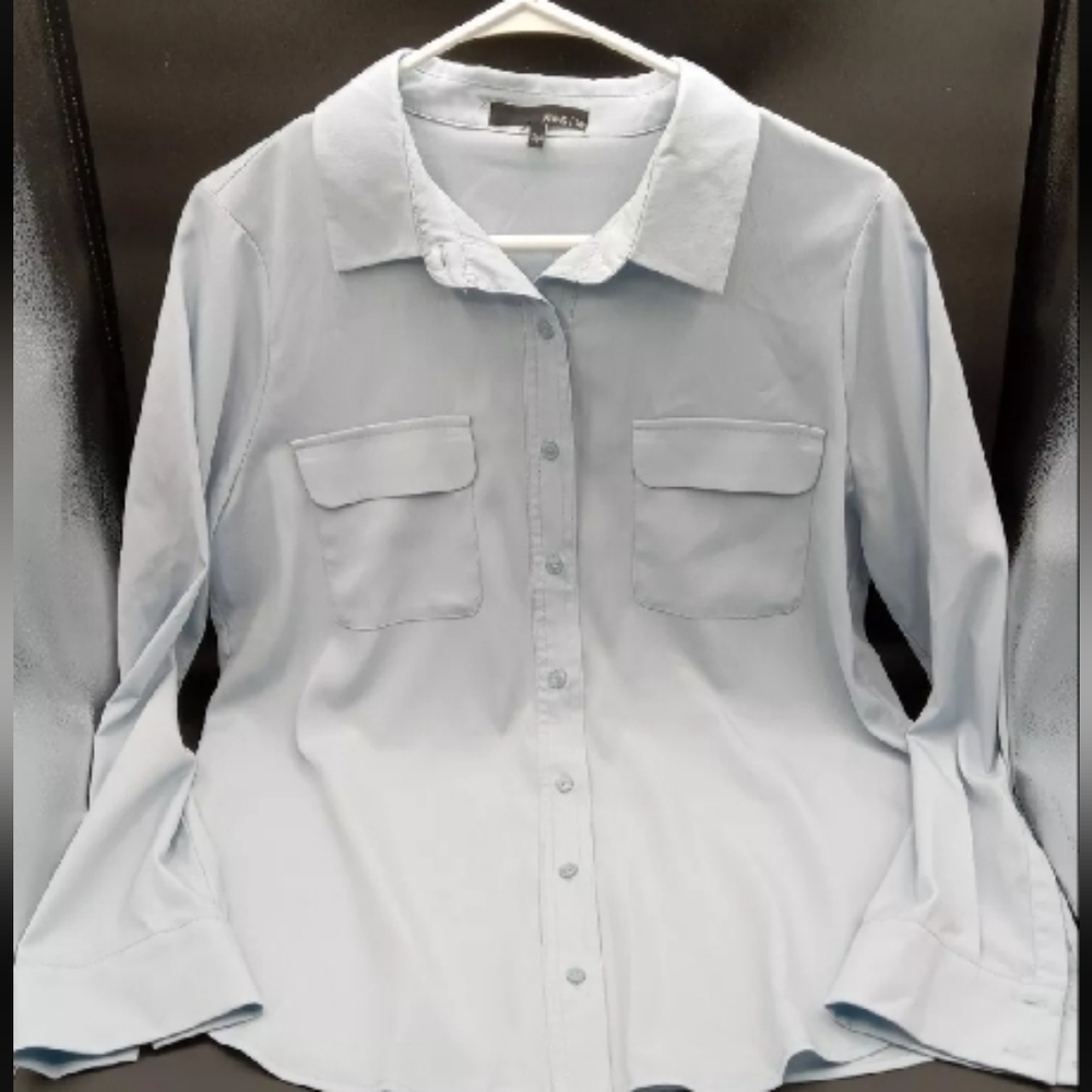 Ro & De Woman's Casual Button Down Shirt Light Blue Size Large